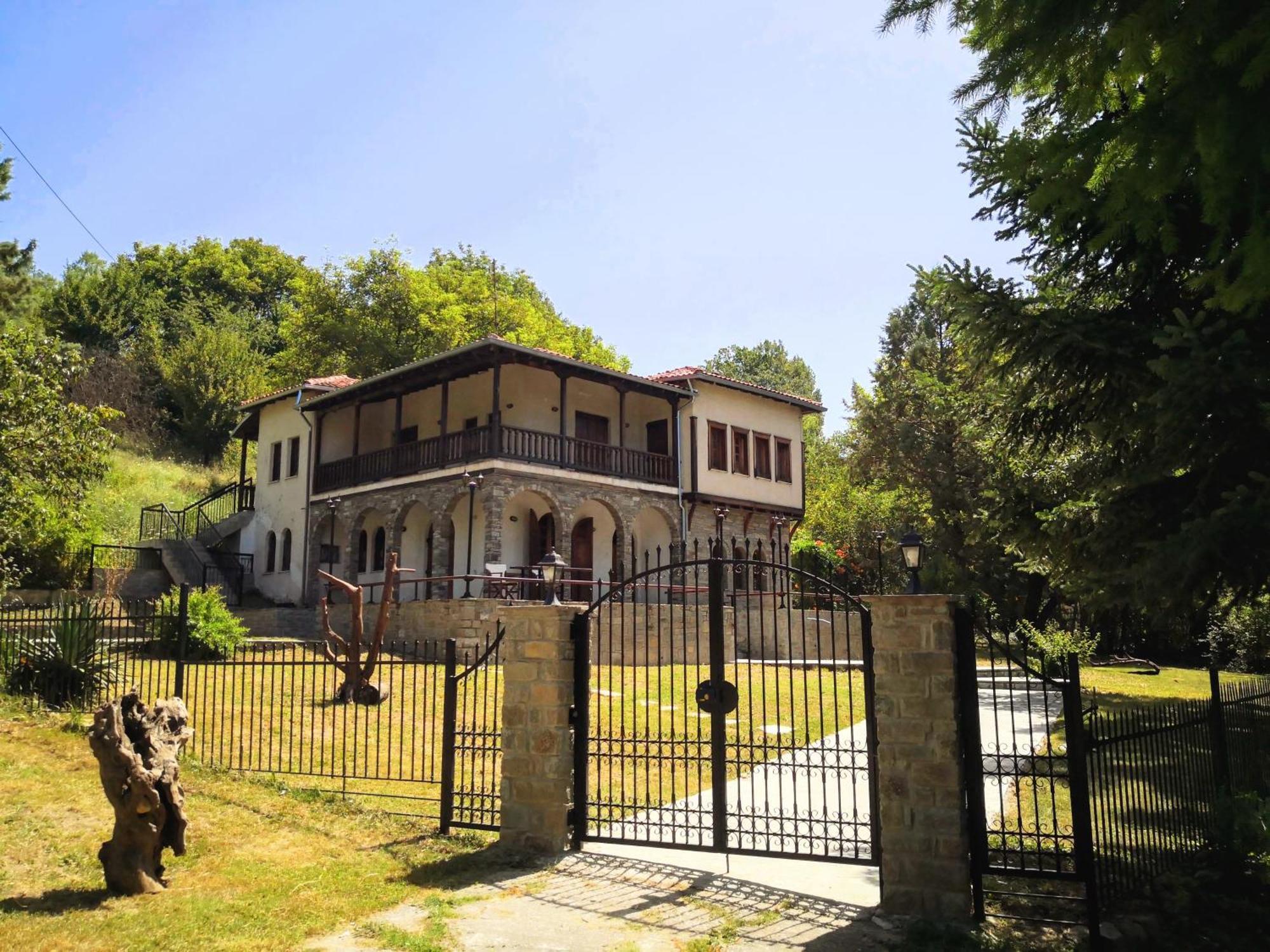 Zenios Dionysos - Traditional Villa Grevena Exterior foto